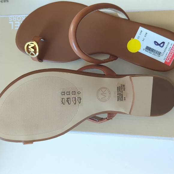 NWT Michael Kors Toe Sandals - Picture 4 of 4